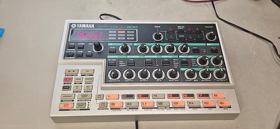 Yamaha - DX200 - - Keyboard-synthesizer - Japan