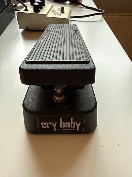 Dunlop Cry Baby “Fasel” Classic wah pedal til guitar