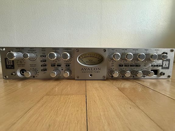 Avalon VT-737SP – Som ny / studioklar