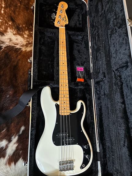 Fender Precision Bass elbas hvid
