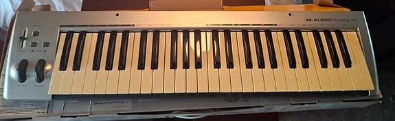 M-Audio KeyRig 49 USB midi keyboard