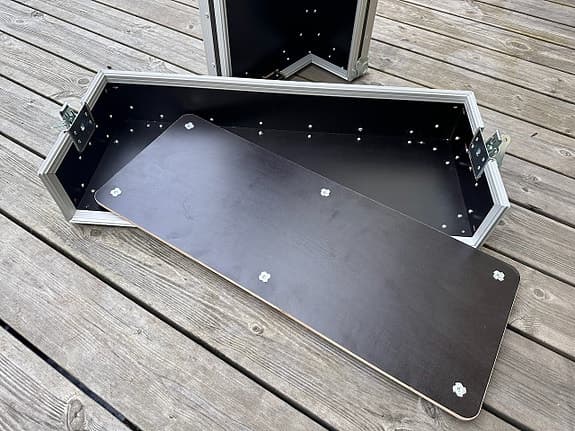 KW Cases pedalboard flightcase – NY / UBRUGT