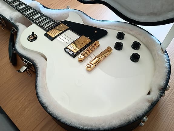 2007 Gibson Les Paul Studio Alpine White