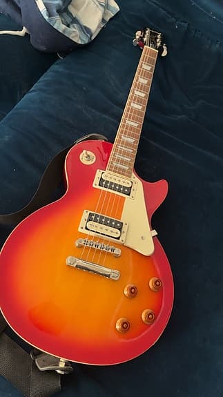 Epiphone Les Paul Traditional Pro elektrisk guitar cherry sunburst