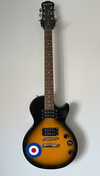 Epiphone Les Paul og Roland Micro Cube