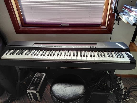 Yamaha el klaver p255