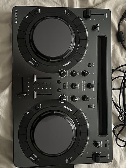 Pioneer DDJ-WEGO4 DJ Controller inkl. Rekordbox-licens
