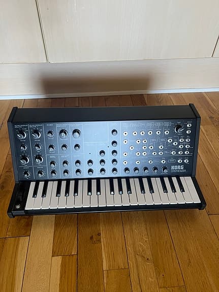 Korg MS20iC synthesizer keyboard sort