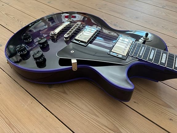 Epiphone Les Paul Custom Widow Purple Burst + original gigback