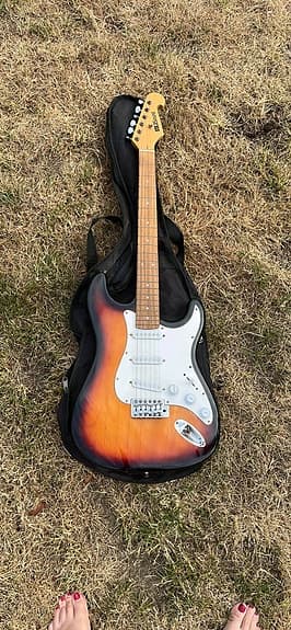 Elektrisk guitar Stratocaster-type sunburst