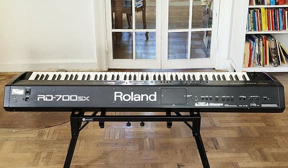 Roland RD-700SX stage piano