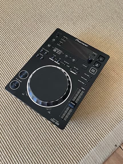Pioneer CDJ-350 DJ