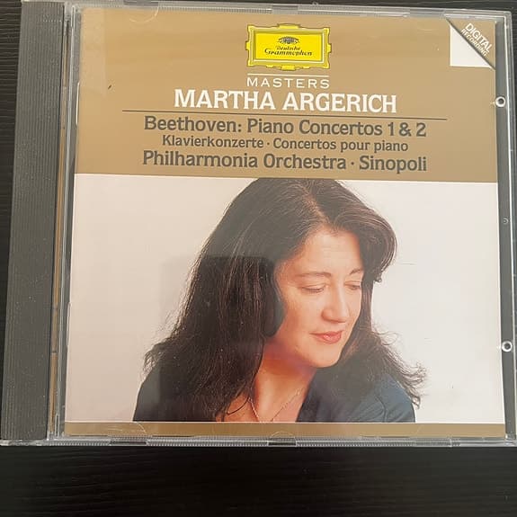 Ludwig van Beethoven - Piano Concertos 1 & 2
