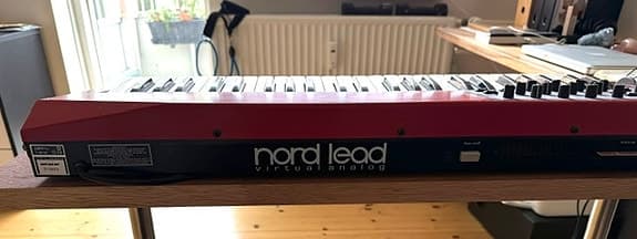 Nord Lead Virtual Analog Synthesizer - Rigtig god stand