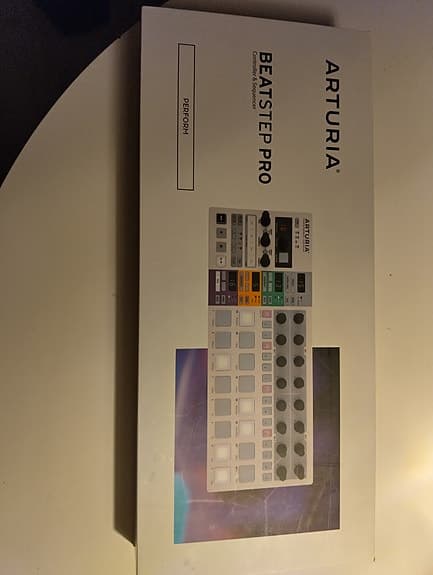 Arturia Beatstep Pro MIDI controller / sequencer