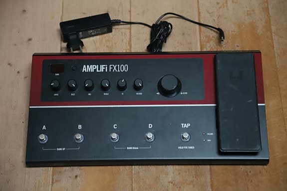 Line6 Amplifi FX100 multi effect board