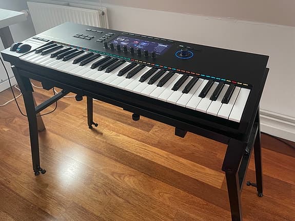 Native Instruments Kontrol S49 MK3 MIDI keyboard sort