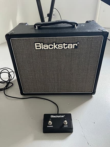 Blackstar HT-5 – 5W All-Tube Guitar Amp – Original Footswitch Included