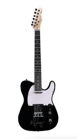 Alice Cooper - Autograph Electric Guitar - With BECKETT Certificate - Guitar