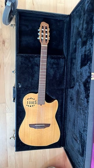 Godin Multiac Duet halvakustisk guitar natur