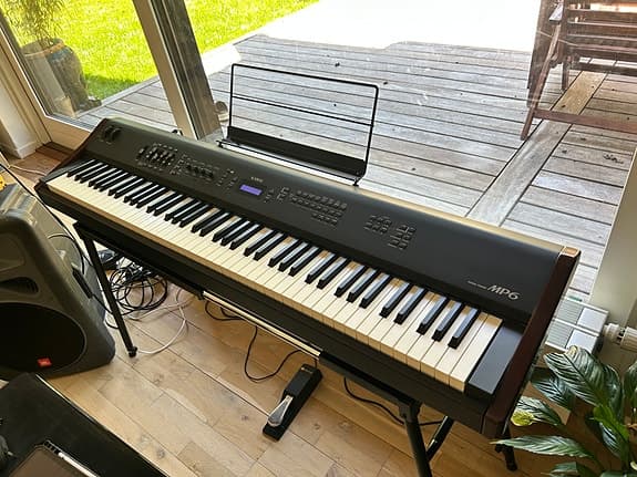 Kawai MP6 stage piano – 88 vægtede tangenter + taske