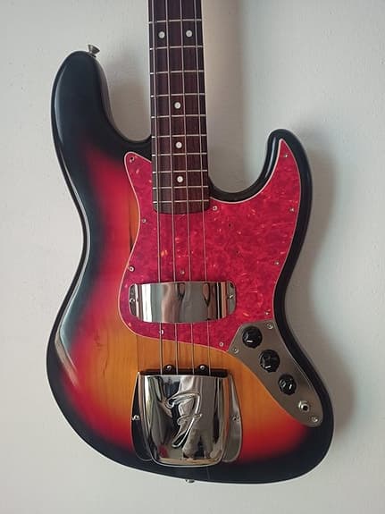 Fender - Jazz Bass Reissue 62" - - Musikinstrumenter - Japan - 1999