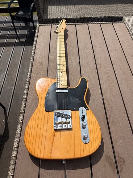 Voldsomt modded Harley benton telecaster med fender nocaster pickupper