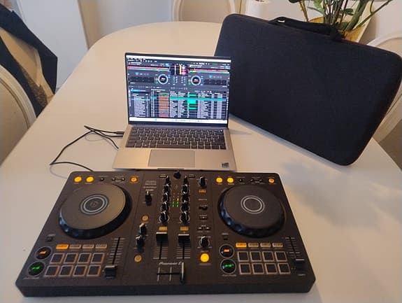 🔥 Pioneer DJ FLX4 + Pioneer Taske – som NY! 💿 Rekordbox DJ controller 🎧🔥💯