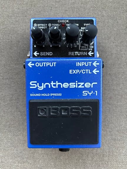 Guitar/bas synthesizer
