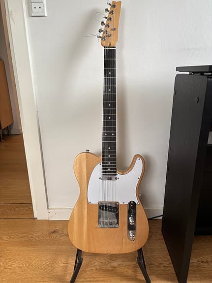 Telecaster fra Harley Benton byg selv kit