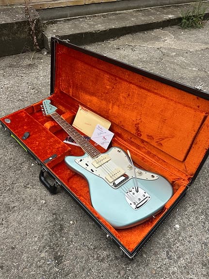 Fender AVRI ‘65 Jazzmaster FSR Firemist Silver Metallic 2014