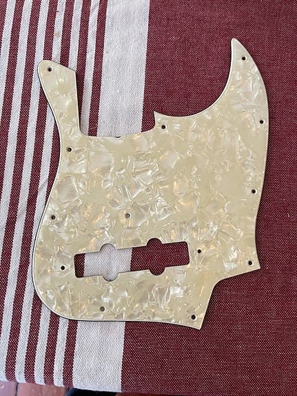 Slagplade til Fender Jazz Bass