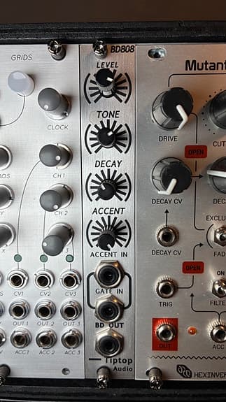 Tiptop Audio BD808 – 808 Bass Drum Eurorack