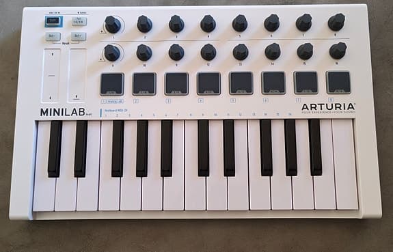 Arturia MiniLab MkII MIDI-keyboard i original kasse