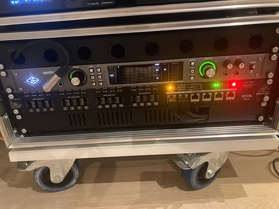 Universal Audio Apollo x8p, 2x octo satelites samt plugins