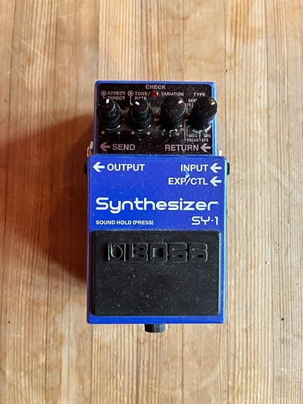 Boss SY-1 Synthesizer guitarpedal