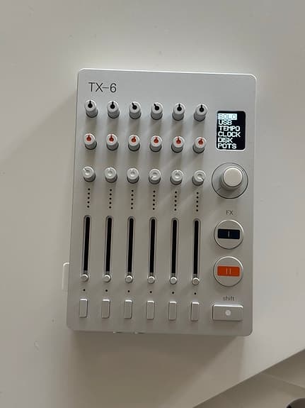 Teenage Engineering TX-6 kompakt mixer / audio interface