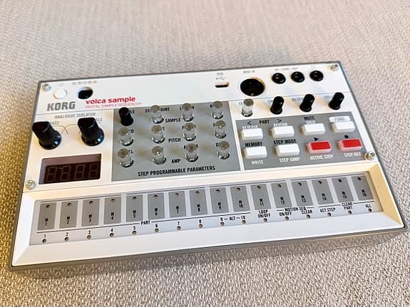 Korg Volca Sample 2 new generation groovebox / sampler
