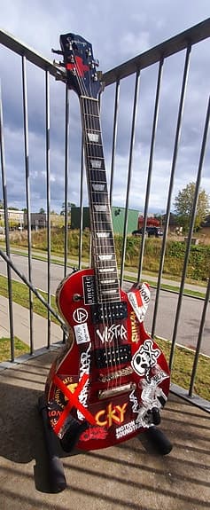 Epiphone Les Paul Modern + Hardcase