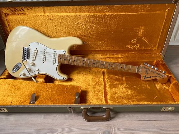 Fender Stratocaster 1974 Olympic white