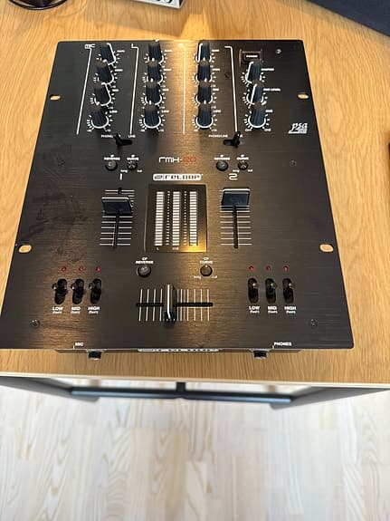 Reloop RMX-20 DJ mixer 3-kanals sort