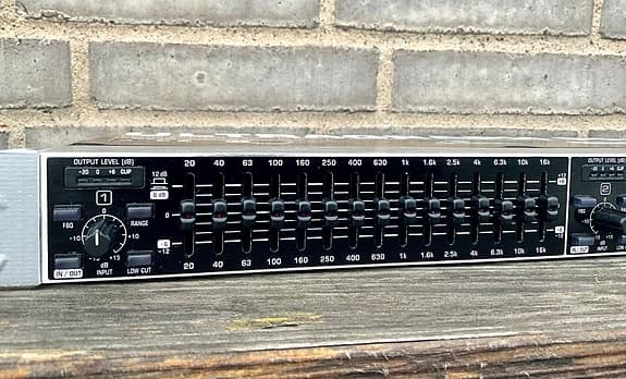 Behringer Ultragraph Pro - 15 Band Stereo Equalizer (til 19’ rack)