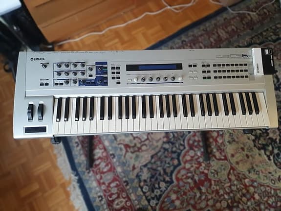 Yamaha - CS6x - - Keyboard-synthesizer - Japan - 1999