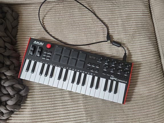 Akai MPK Mini MK3 MIDI keyboard controller