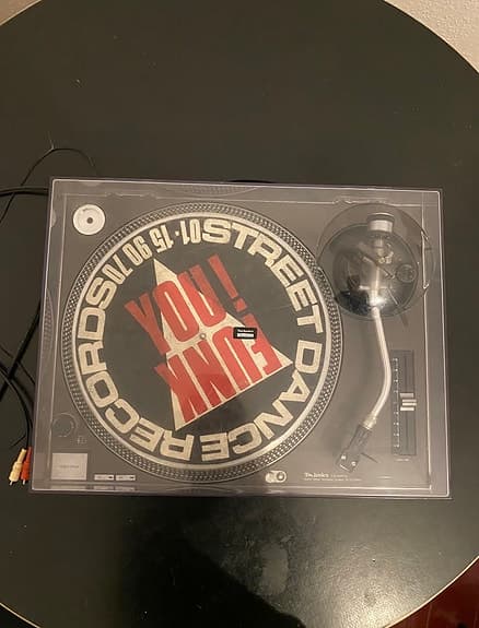 Technics SL-1210MK2 Turntable