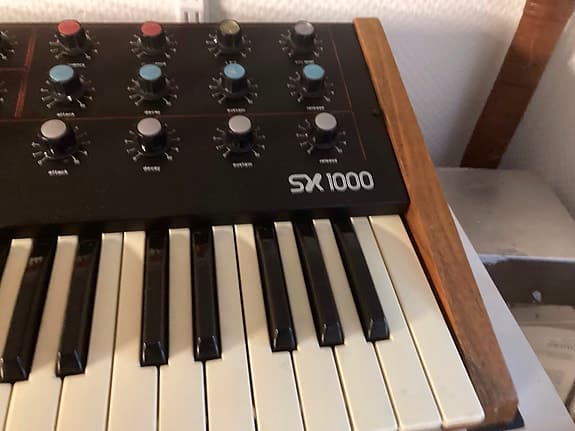 Jen SX-1000 analog synthesizer