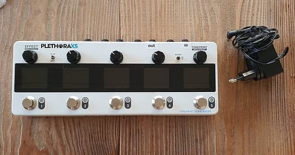 TC Electronics Plethora X5 Multi Effects Pedal