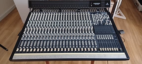 EURODESK MX8000