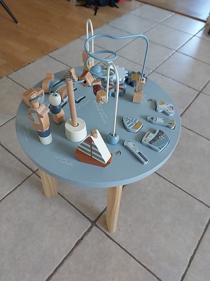 Little Dutch sailors aktivitetsbord i træ med kuglebane og klodser