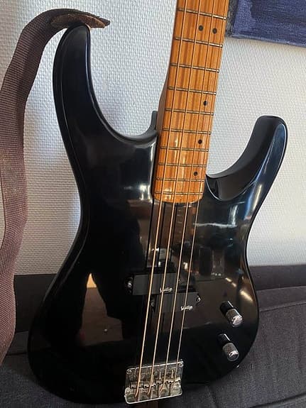 VANTAGE - Precision Basse 4 Cordes Mod 225B MIK - - Elektrisk basguitar - Sydkor